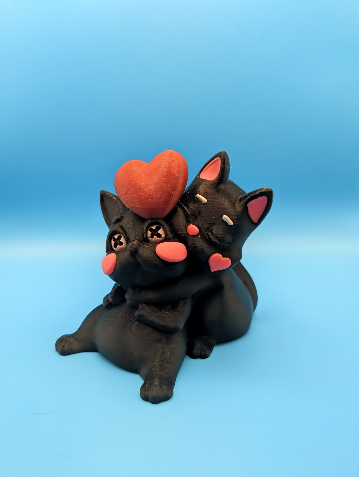 Cats in Love Statue