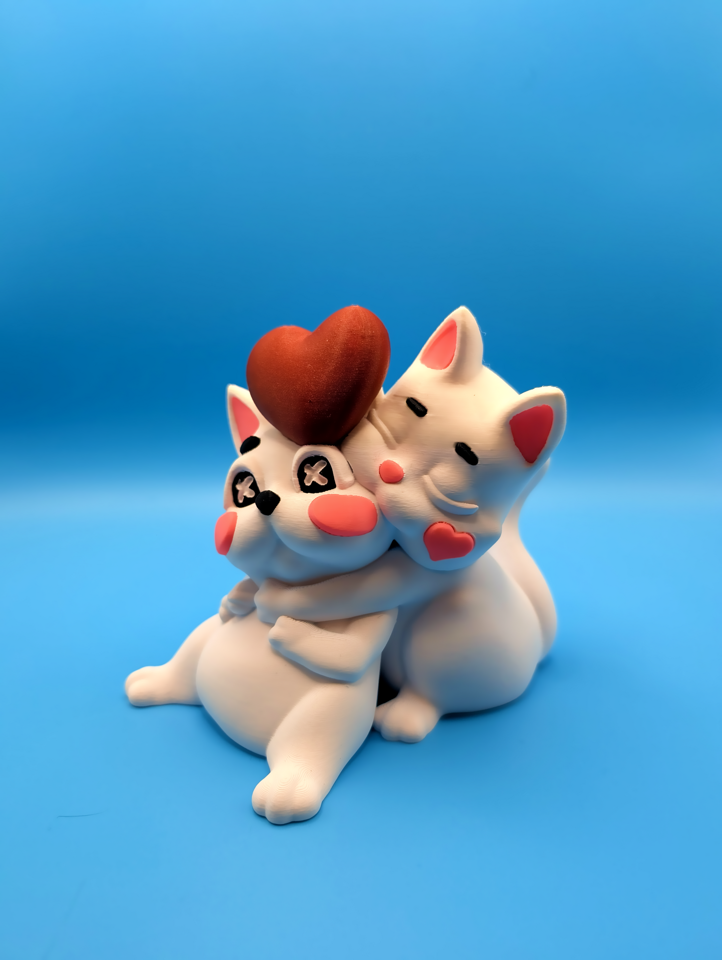 Cats in Love Statue