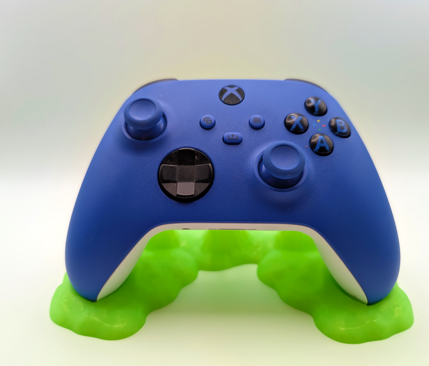 Universal Game Controller Stand