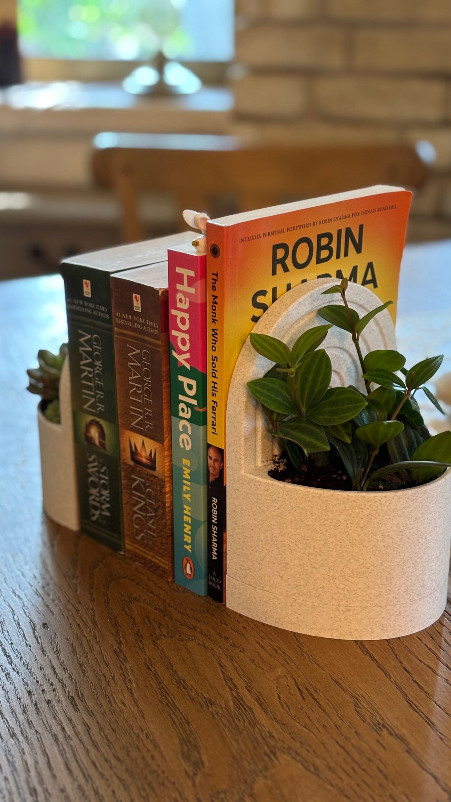 Book End with Water Reservoir