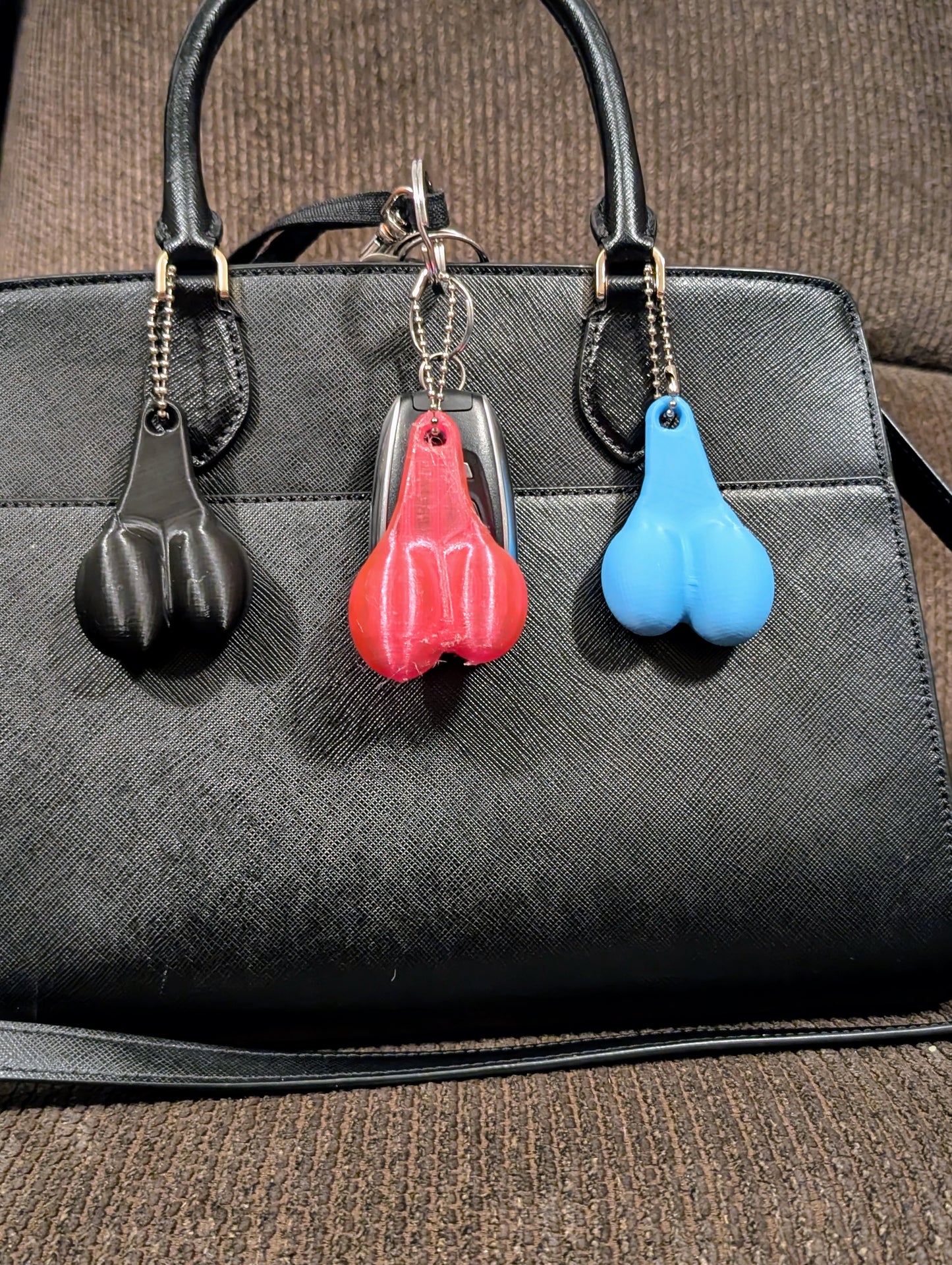 Haulin’ Hangers Keychain